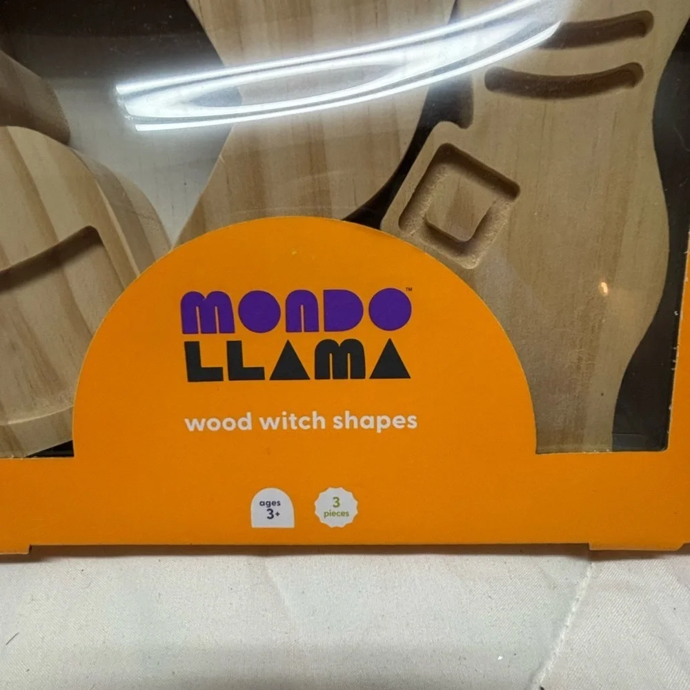Mondo Llama 3-piece Halloween Decor Craft Wood Witch Shapes Hat Shoe Potion NEW